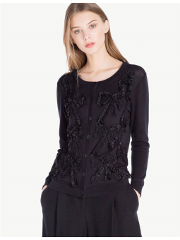 Cardigan noir avec broderie...