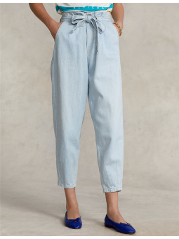 Pantalon fuselé ceinturé...