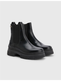 Boots en cuir brillant...