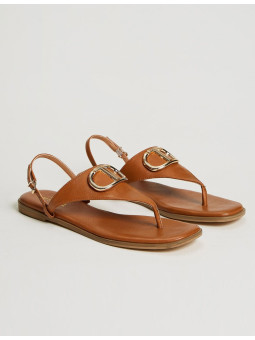 Sandales plates en cuir...