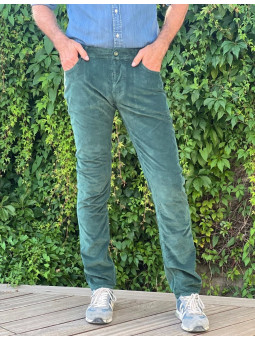 Pantalon velours à côtes...