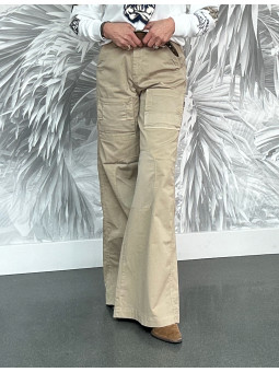 Pantalon palazzo à poches...