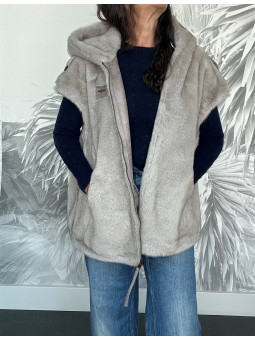 Veste capuche sans manche...