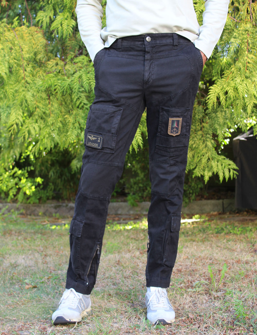 Pantalon aux poches anti-g noir Aeronautica Militare Orson Bay Kaki Crazy