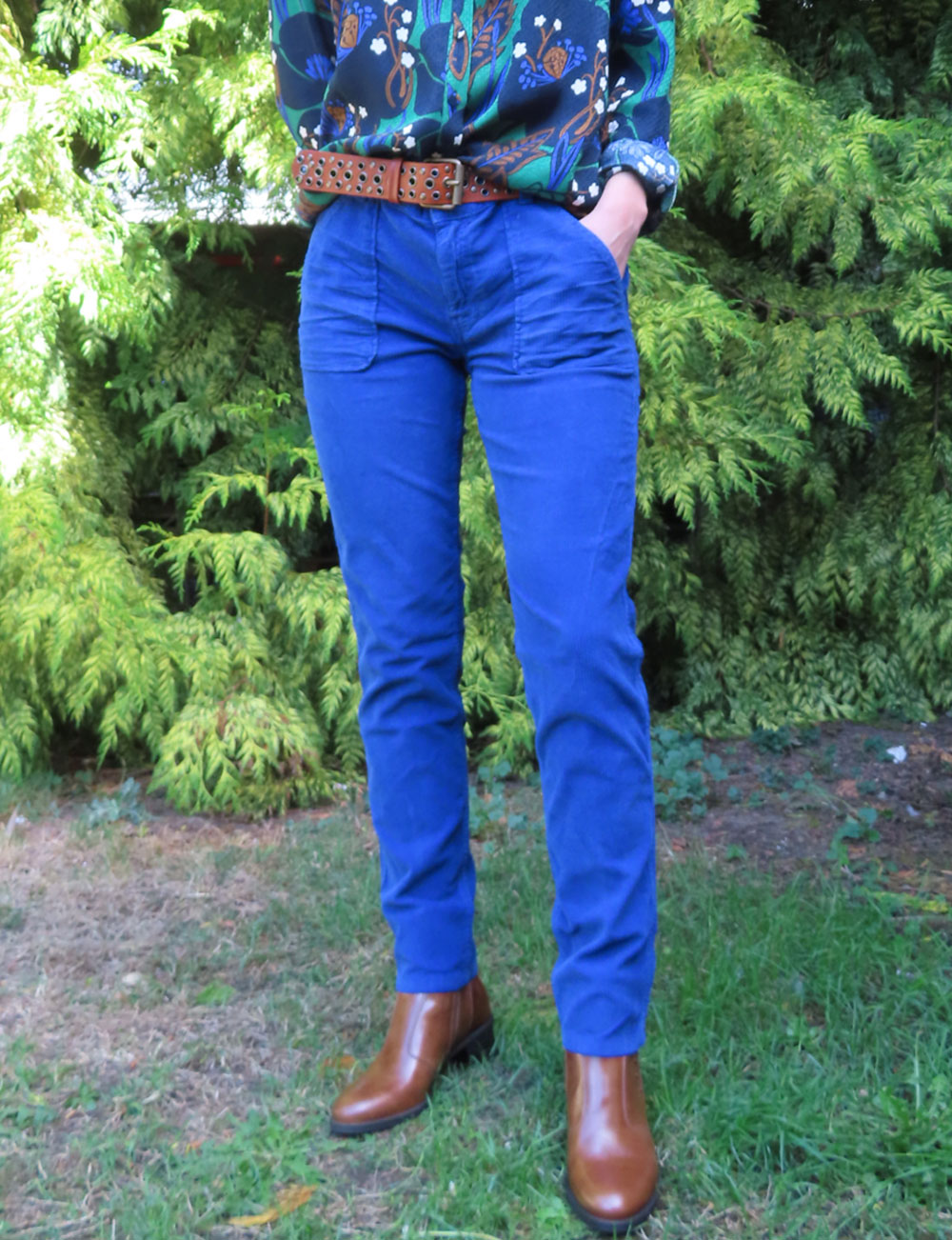 Pantalon slim en velours poches worker Red Legend Orson Bay Kaki Crazy Carnac